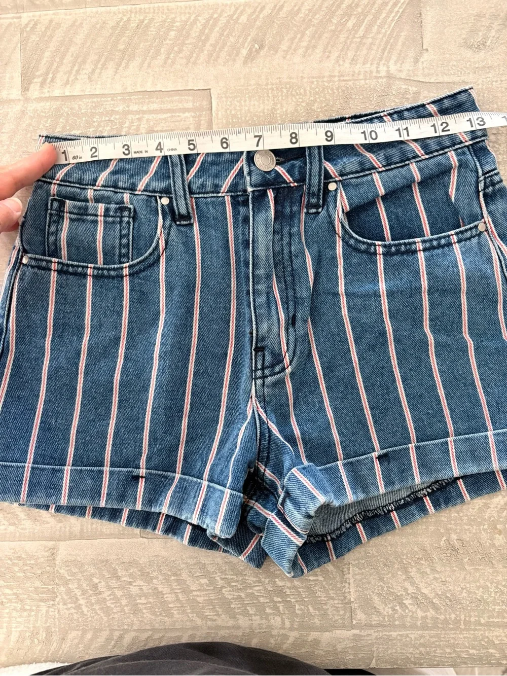 PacSun Red and White Striped High-Rise Denim Shorts size 24